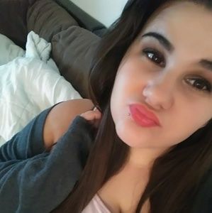 Meet your Posher, Isabelle